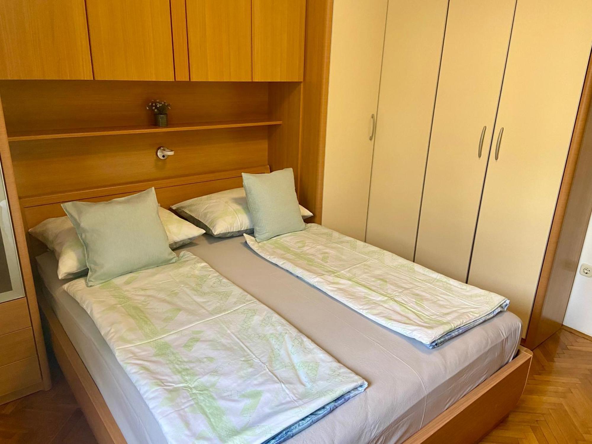 Apartment Simon - Old Stone Charm, Central Bol Life מראה חיצוני תמונה