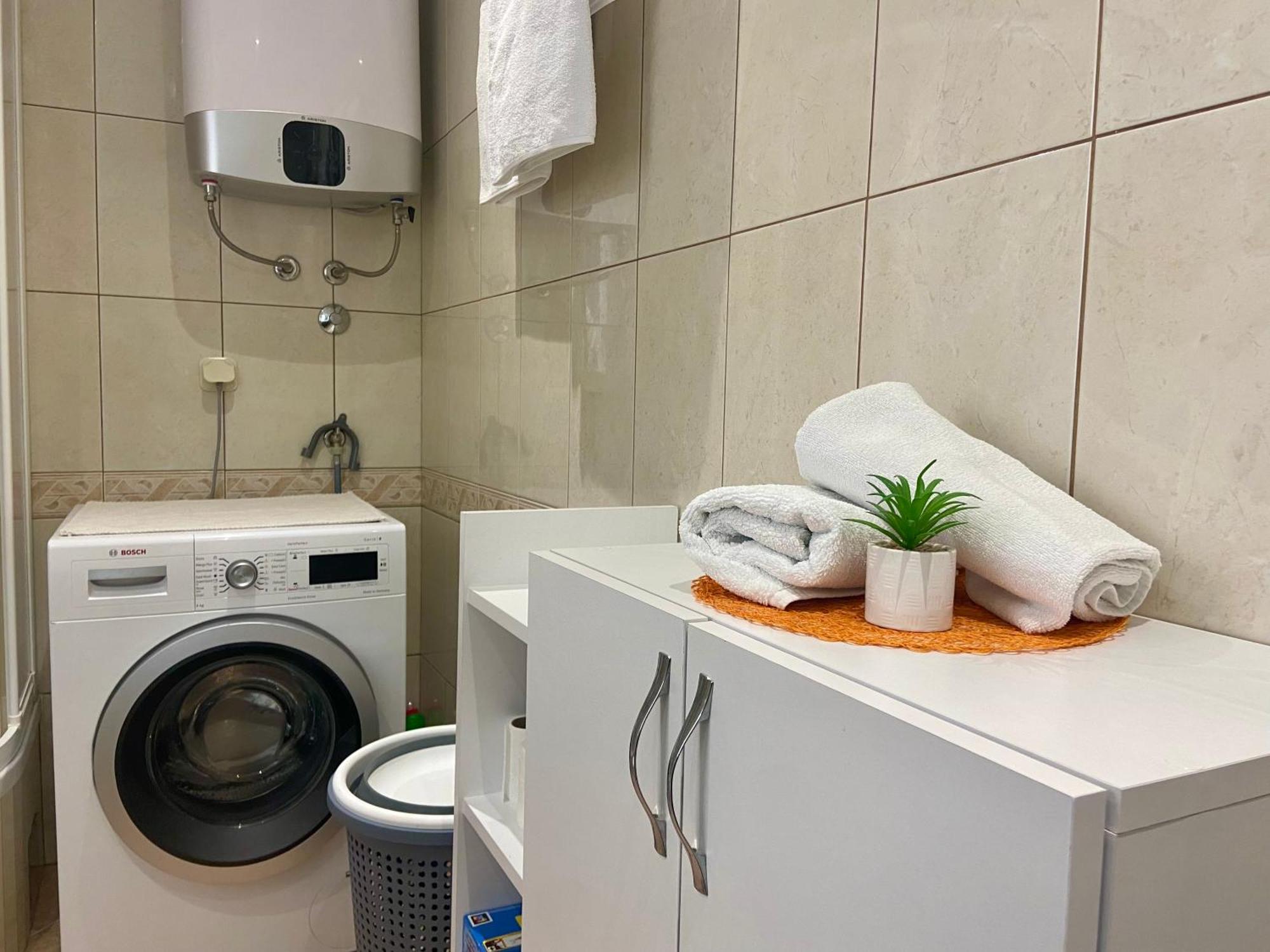 Apartment Simon - Old Stone Charm, Central Bol Life מראה חיצוני תמונה