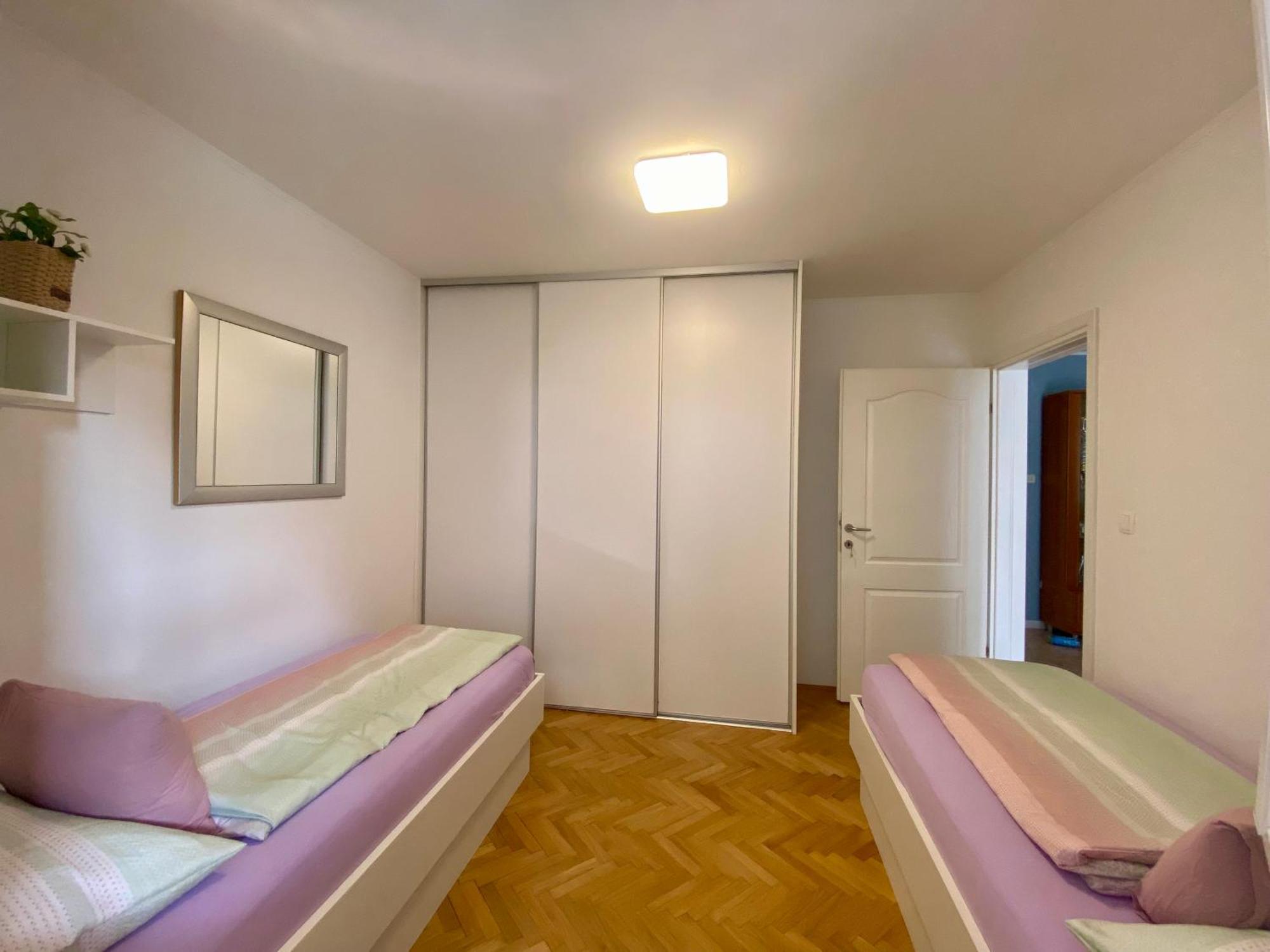Apartment Simon - Old Stone Charm, Central Bol Life מראה חיצוני תמונה